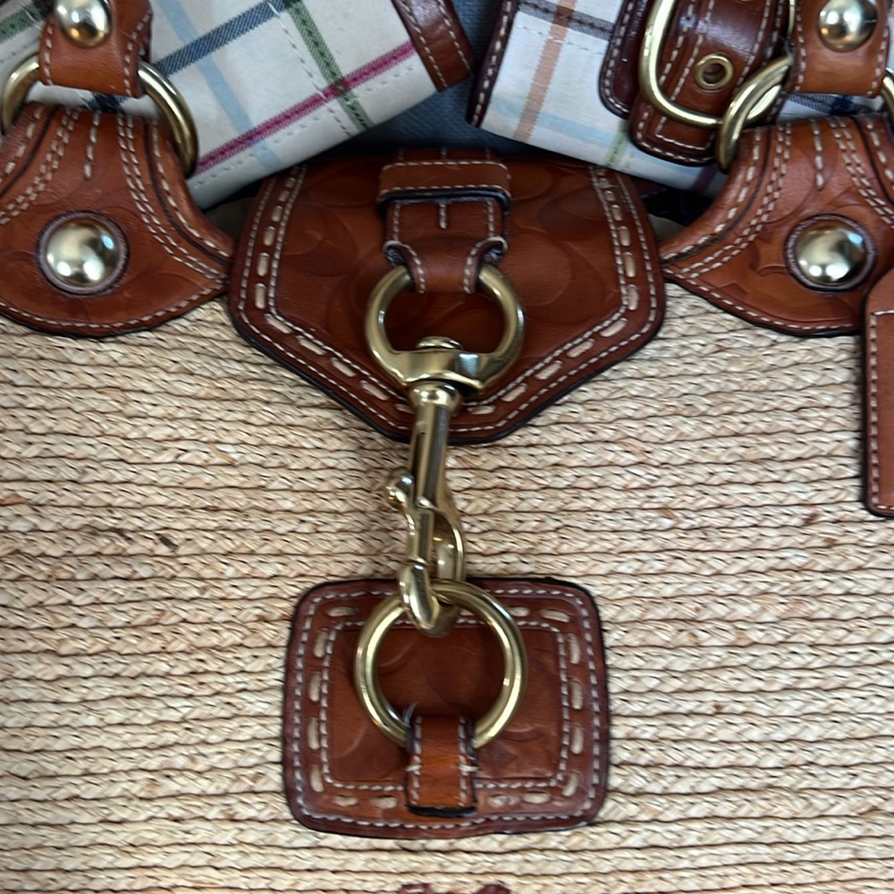 Coach Bleecker Carriage Straw XXL Embossed Lthr Beach Tote Wallet Passport Hldr - Picture 4 of 16